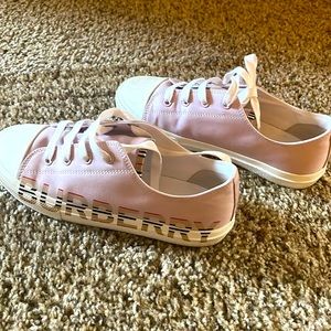 Kids Burberry Shoes (35)